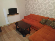 İcarəyə verilir 1 otaqlı 42 m2 yeni tikili Xırdalan