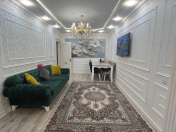 Satılır 3 otaqlı 80 m2 köhnə tikili Elmlər Akademiyası m.