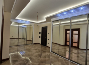 Satılır 4 otaqlı 219 m2 yeni tikili Nizami m.