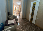 İcarəyə verilir 4 otaqlı 170 m2 köhnə tikili Sahil m.