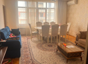 Satılır 3 otaqlı 117 m2 yeni tikili 8 Noyabr m.