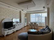 İcarəyə verilir 2 otaqlı 70 m2 yeni tikili 28 May m.