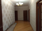 Satılır 3 otaqlı 130 m2 yeni tikili 8 km