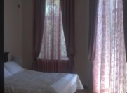 İcarəyə verilir 4 otaqlı 100 m2 köhnə tikili Sahil m.