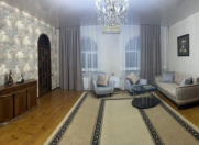 İcarəyə verilir 5 otaqlı 300 m2 villa Badamdar