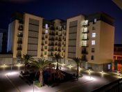 İcarəyə verilir 5 otaqlı 230 m2 yeni tikili Ağ şəhər