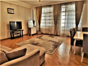 İcarəyə verilir 2 otaqlı 100 m2 yeni tikili Gənclik m.