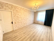 Satılır 2 otaqlı 60 m2 köhnə tikili Bakıxanov