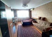 Satılır 3 otaqlı 70 m2 köhnə tikili Bakıxanov