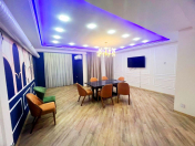 İcarəyə verilir 6 otaqlı 425 m2 ofis Əhmədli