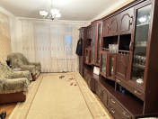 Satılır 3 otaqlı 70 m2 köhnə tikili 8 km