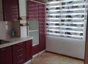 Satılır 2 otaqlı 70 m2 köhnə tikili Zərifə Əliyeva adına park