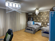 Satılır 4 otaqlı 115 m2 köhnə tikili 9 mkr