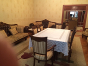 Satılır 4 otaqlı 151 m2 yeni tikili 28 May m.