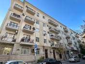 Satılır 4 otaqlı 155 m2 obyekt Səməd Vurğun parkı