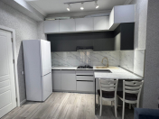 İcarəyə verilir 2 otaqlı 65 m2 yeni tikili Qara Qarayev m.