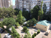 Satılır 3 otaqlı 70 m2 köhnə tikili Elmlər Akademiyası m.