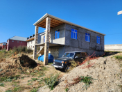 Satılır 4 otaqlı 4.2 m2 həyət evi Gədəbəy