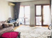 Satılır 2 otaqlı 70 m2 köhnə tikili Elmlər Akademiyası m.