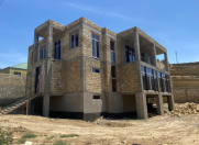 Satılır 9 otaqlı 500 m2 villa Badamdar