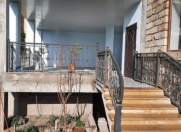 Satılır 9 otaqlı 489 m2 villa Badamdar