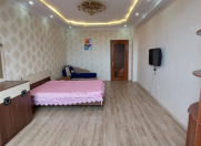 İcarəyə verilir 3 otaqlı 100 m2 yeni tikili 8 Noyabr m.