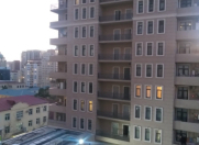 Satılır 3 otaqlı 100 m2 yeni tikili 28 May m.