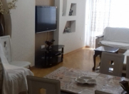 Satılır 3 otaqlı 100 m2 yeni tikili 8 Noyabr m.