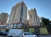 Satılır 3 otaqlı 104 m2 yeni tikili 28 May m.