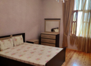 İcarəyə verilir 2 otaqlı 56 m2 köhnə tikili 28 May m.