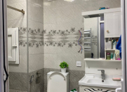 Satılır 2 otaqlı 55 m2 köhnə tikili Zərifə Əliyeva adına park