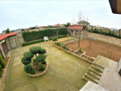 Satılır 5 otaqlı 400 m2 həyət evi Albalı