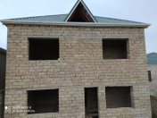 Satılır 6 otaqlı 200 m2 həyət evi Y.Ramana