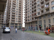 Satılır 3 otaqlı 130 m2 yeni tikili 8 Noyabr m.
