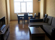 Satılır 3 otaqlı 110 m2 yeni tikili 8 mkr