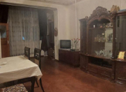 Satılır 3 otaqlı 72 m2 köhnə tikili 28 May m.