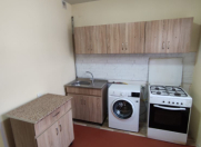 İcarəyə verilir 2 otaqlı 65 m2 köhnə tikili Həzi Aslanov m.