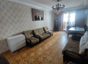 Satılır 4 otaqlı 135 m2 köhnə tikili 9 mkr
