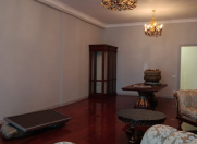 İcarəyə verilir 3 otaqlı 153 m2 yeni tikili 28 May m.