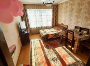 Satılır 3 otaqlı 93 m2 köhnə tikili Bakıxanov
