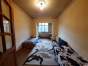 Satılır 2 otaqlı 70 m2 köhnə tikili Həzi Aslanov