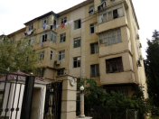 Satılır 3 otaqlı 85 m2 köhnə tikili 7 mkr