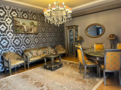 İcarəyə verilir 3 otaqlı 130 m2 yeni tikili 8 Noyabr m.