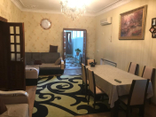 Satılır 6 otaqlı 200 m2 həyət evi Alatava 2