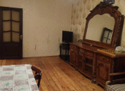 Satılır 2 otaqlı 50 m2 köhnə tikili Bakıxanov