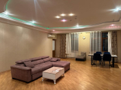 İcarəyə verilir 3 otaqlı 140 m2 yeni tikili 28 May m.