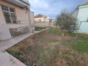 Satılır 3 otaqlı 80 m2 həyət evi Binə