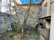 İcarəyə verilir 2 otaqlı 100 m2 həyət evi 6 mkr