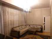 Satılır 3 otaqlı 100 m2 yeni tikili 28 May m.