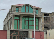 Satılır 10 otaqlı 400 m2 villa Novxanı